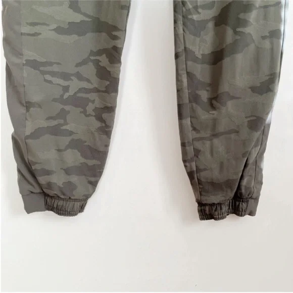 Athleta Brooklyn Lined Jogger pants green olive camo lux relaxed fit stretch